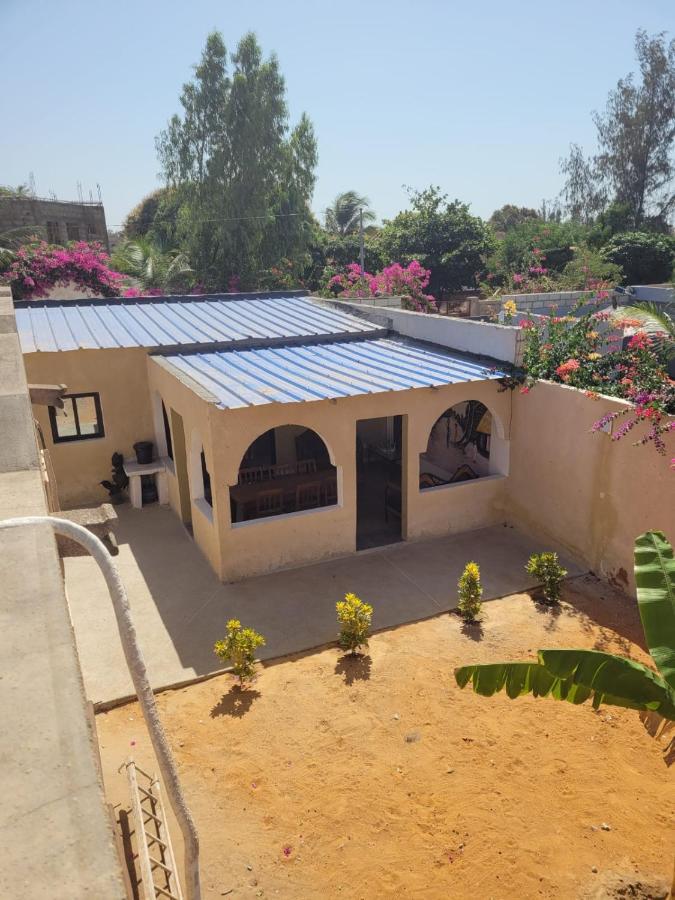 Auberge Keur Ely Ouoran Luaran gambar