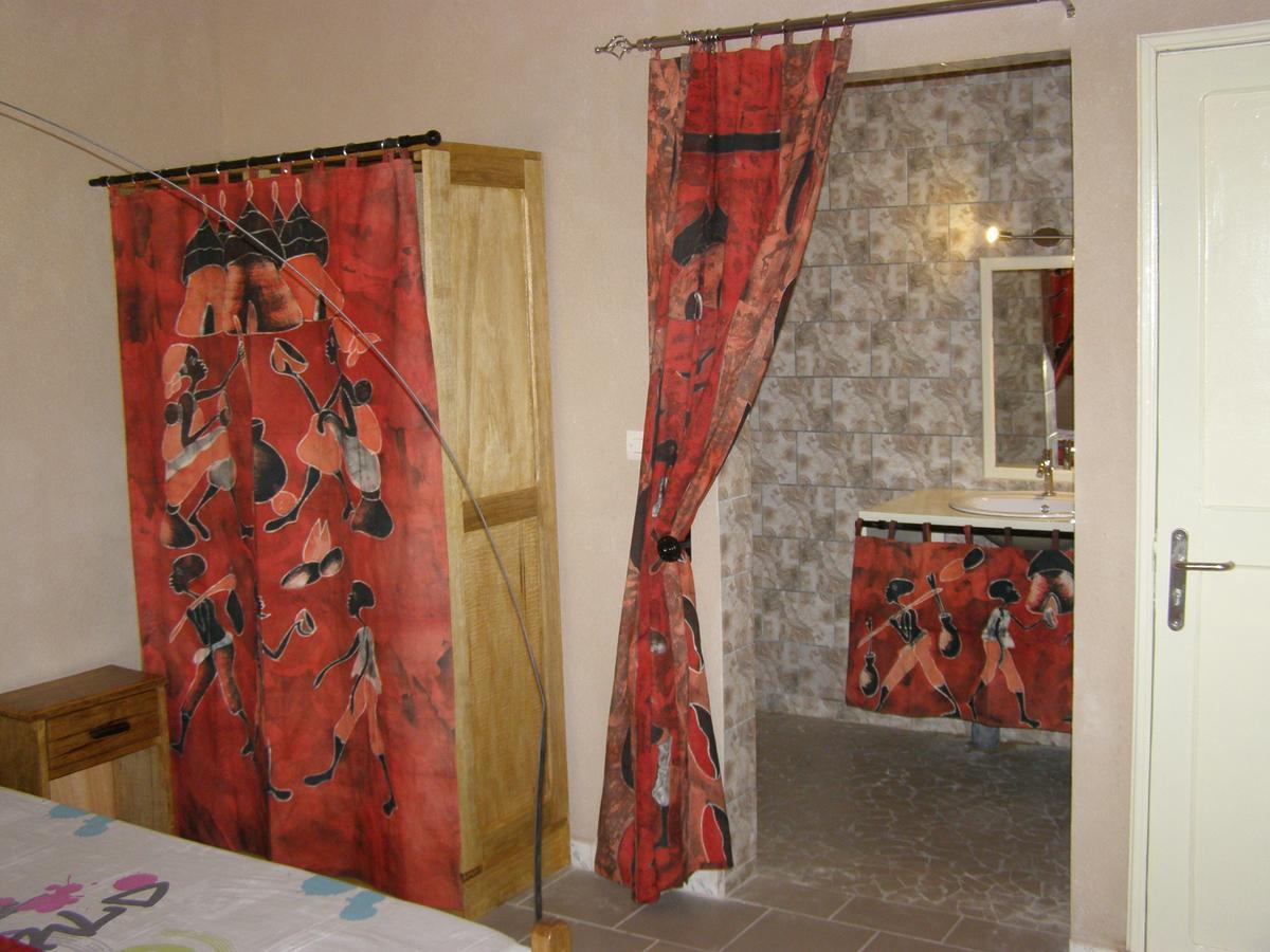 Auberge Keur Ely Ouoran Luaran gambar