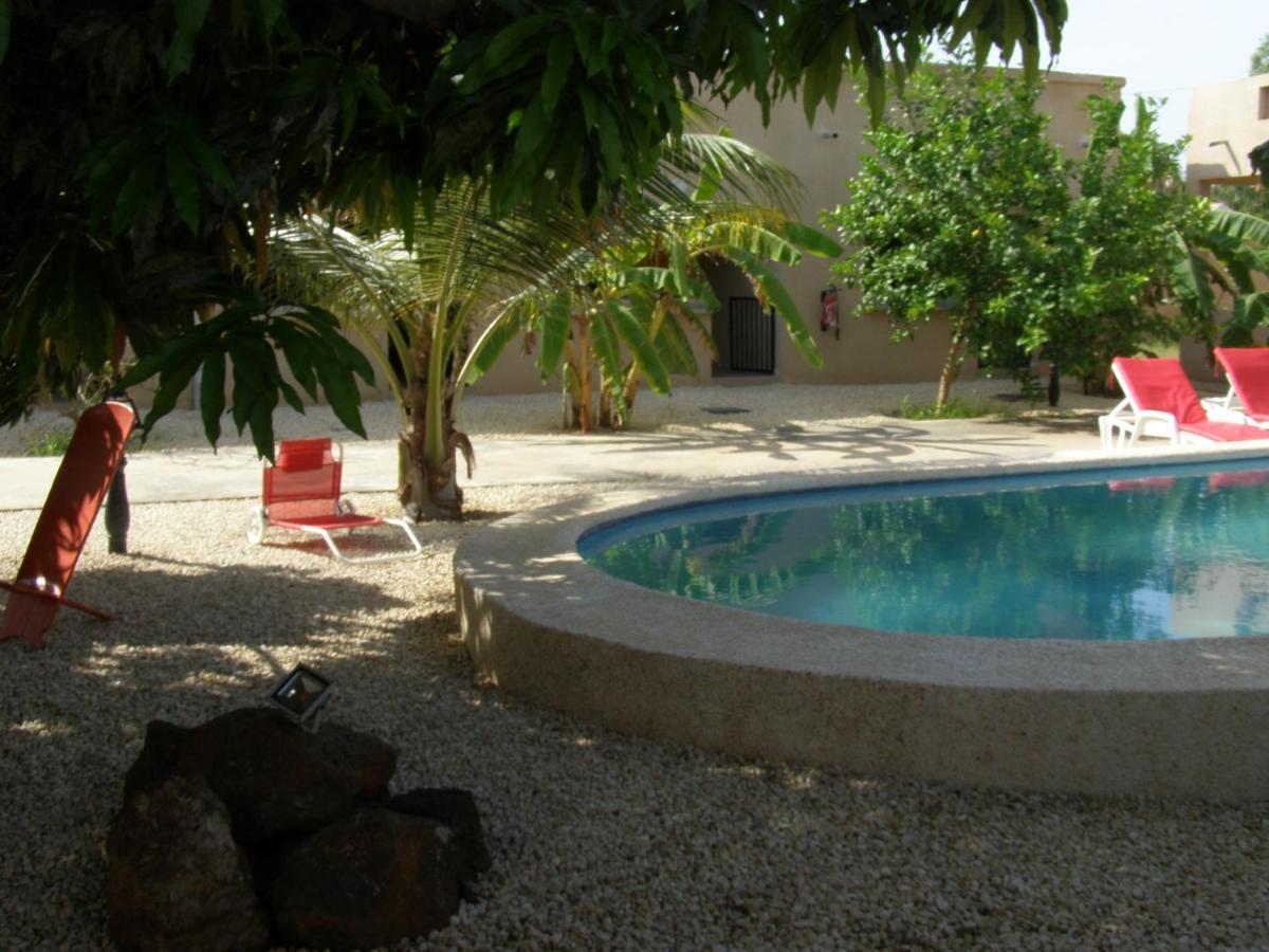 Auberge Keur Ely Ouoran Luaran gambar